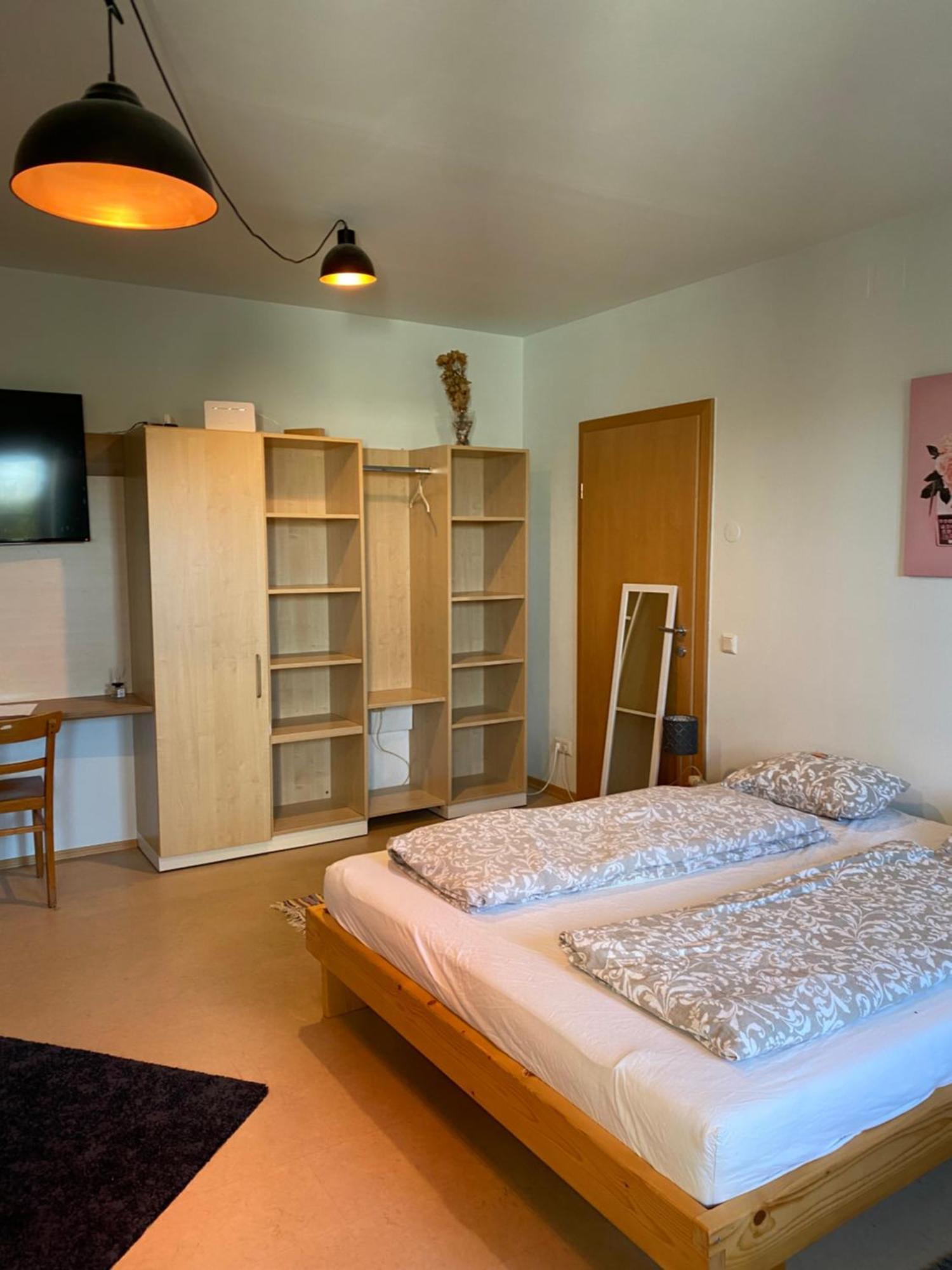 Wolfis Appartement Neusiedl an der Zaya Ngoại thất bức ảnh